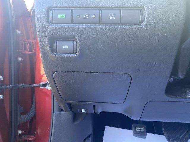 2024 Nissan Sentra SV CVT