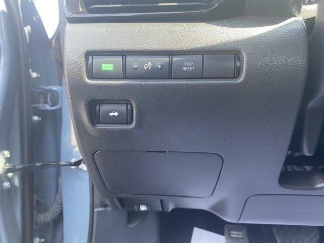 2024 Nissan Sentra SV CVT