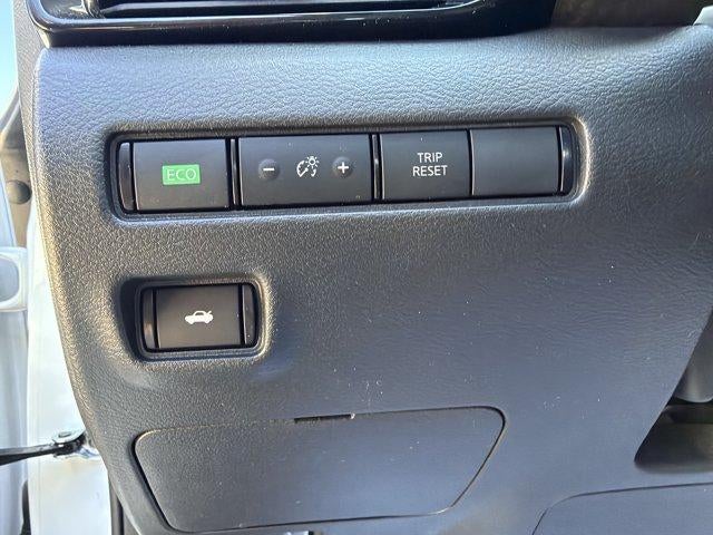 2023 Nissan Sentra SR CVT