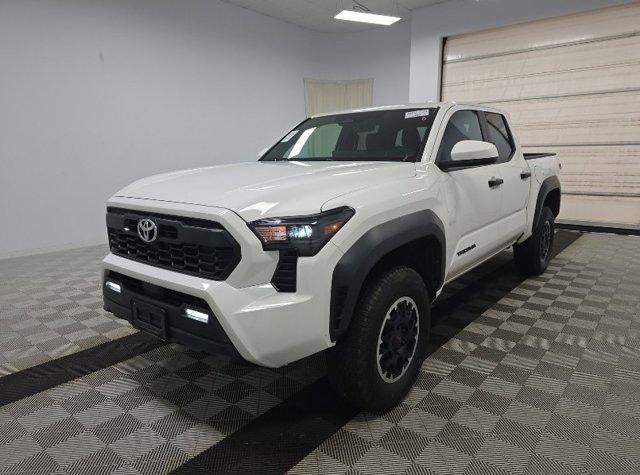 2024 Toyota Tacoma 4WD 4WD TRD Off Road Double Cab 5' Bed AT (Natl)