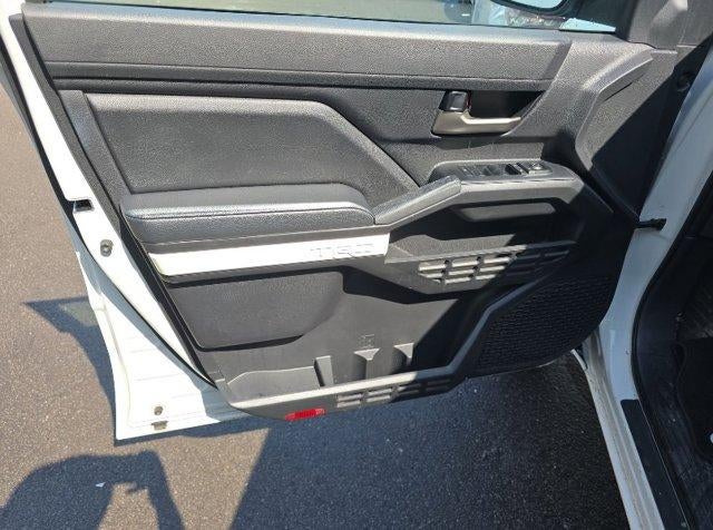 2024 Toyota Tacoma 4WD 4WD TRD Off Road Double Cab 5' Bed AT (Natl)