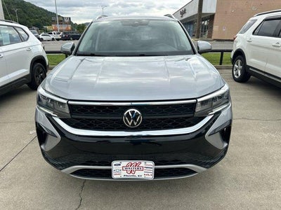 2022 Volkswagen Taos SE 4MOTION