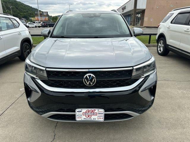 2022 Volkswagen Taos SE 4MOTION