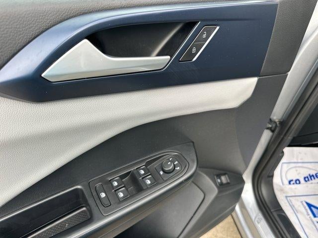 2022 Volkswagen Taos SE 4MOTION