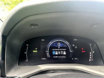 2025 Toyota Camry LE (SE)