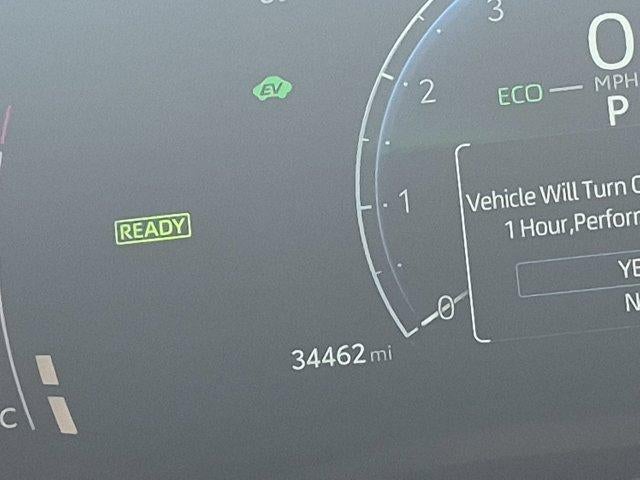 2025 Toyota Camry LE (Natl)