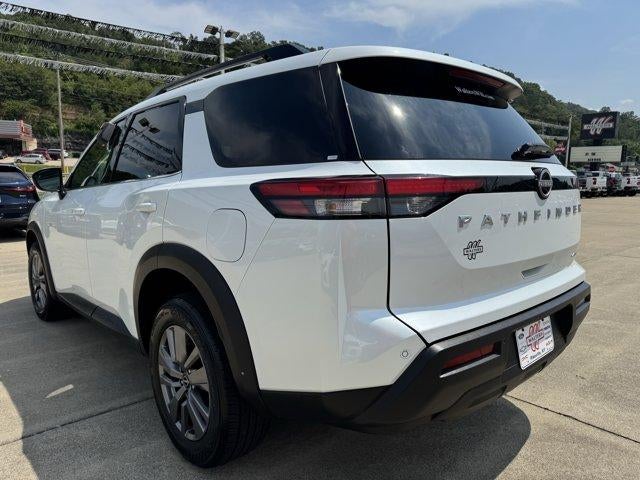 2025 Nissan Pathfinder SV 4WD