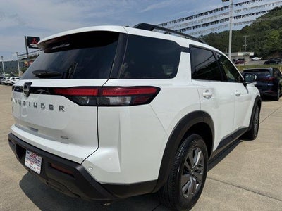 2025 Nissan Pathfinder SV 4WD