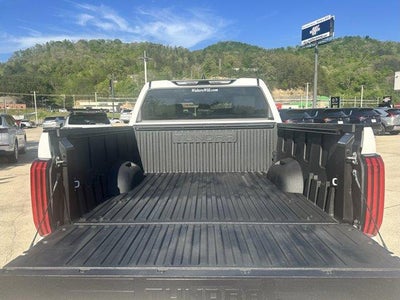 2024 Toyota Tundra 4WD 4WD SR5 CrewMax 5.5' Bed (Natl)