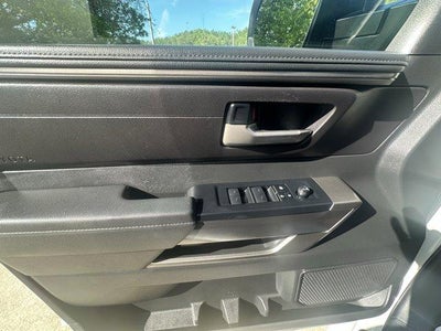 2024 Toyota Tundra 4WD 4WD SR5 CrewMax 5.5' Bed (Natl)