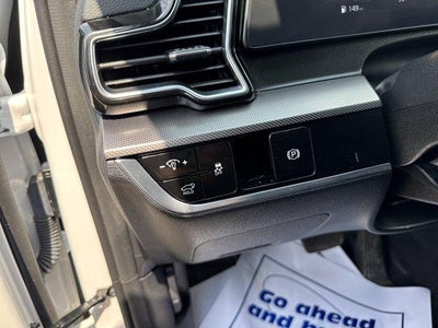 2025 Kia Sportage SX FWD