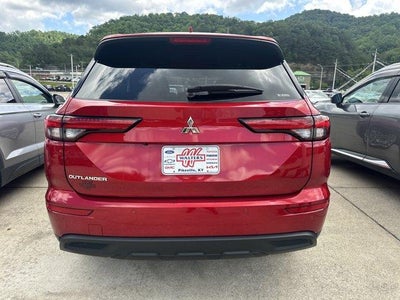 2023 Mitsubishi Outlander ES S-AWC
