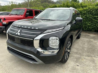 2025 Mitsubishi Outlander Platinum Edition S-AWC
