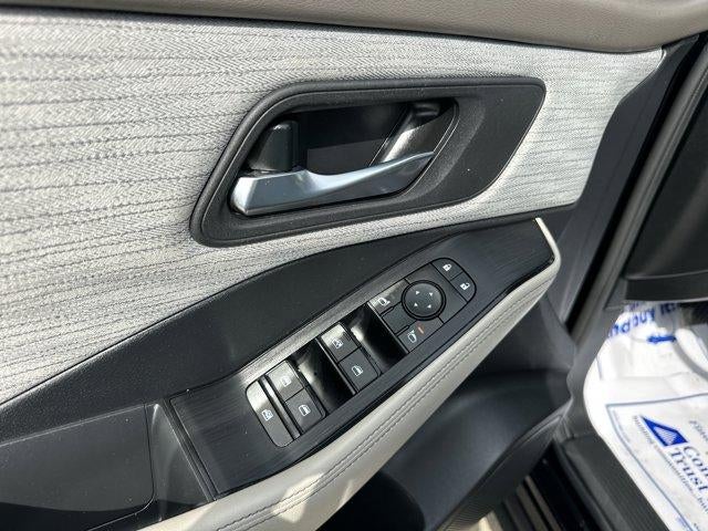 2023 Nissan Rogue AWD SV