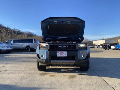 2025 Toyota Land Cruiser 4WD (GS)