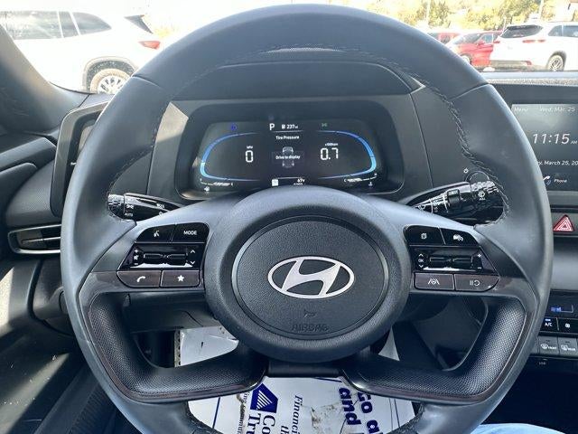 2025 Hyundai ELANTRA SEL Sport IVT