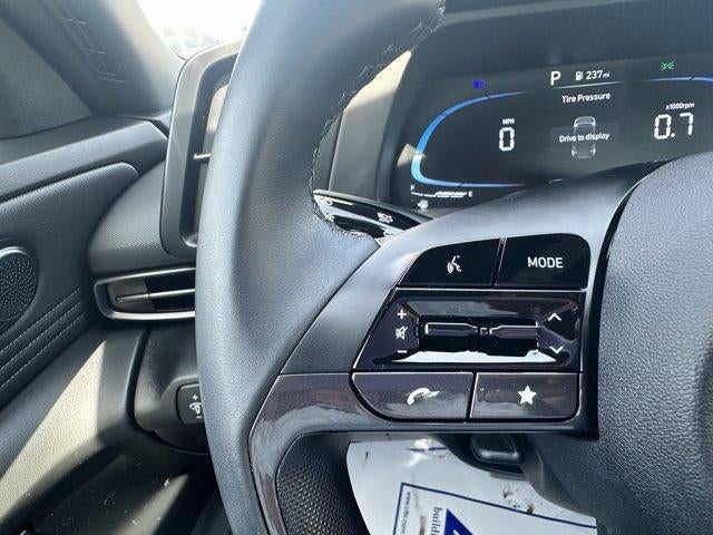 2025 Hyundai ELANTRA SEL Sport IVT