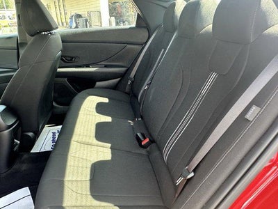 2025 Hyundai ELANTRA SEL Sport IVT