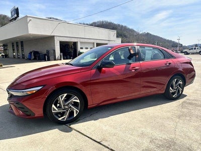 2025 Hyundai ELANTRA SEL Sport IVT