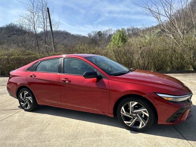 2025 Hyundai ELANTRA SEL Sport IVT