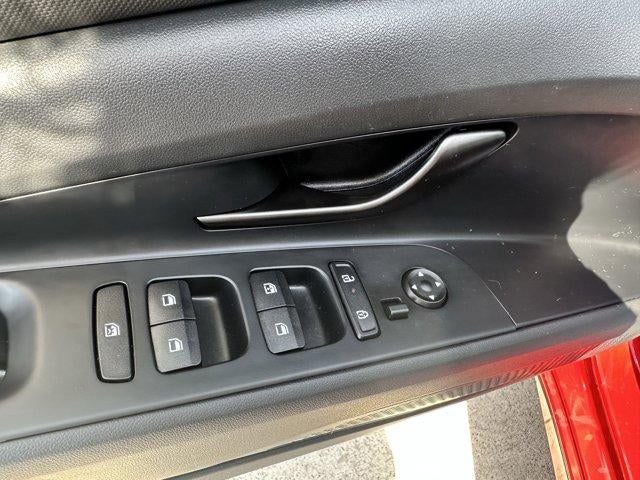 2025 Hyundai ELANTRA SEL Sport IVT