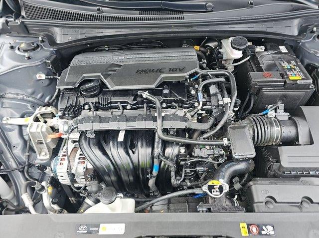 2024 Hyundai ELANTRA Limited IVT