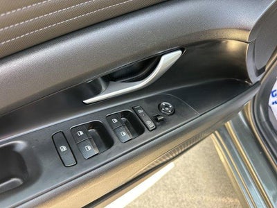 2024 Hyundai ELANTRA Limited IVT
