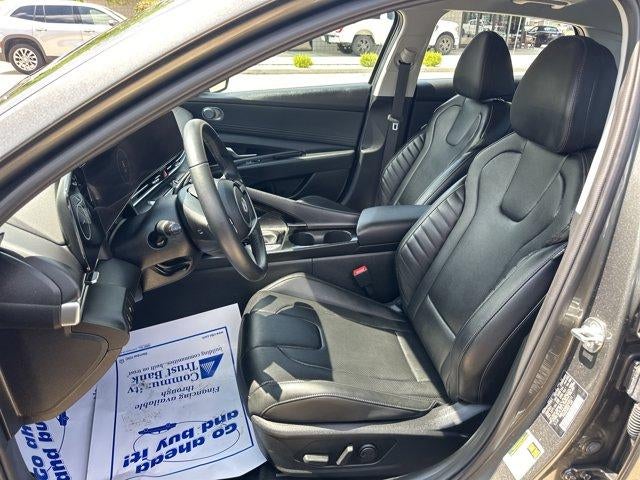 2024 Hyundai ELANTRA Limited IVT