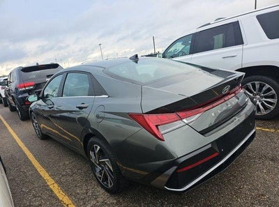 2024 Hyundai ELANTRA Limited IVT