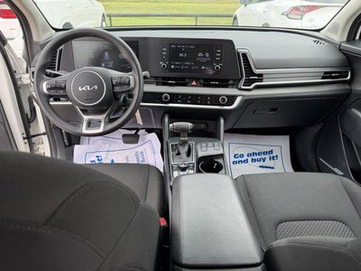 2024 Kia Sportage LX AWD