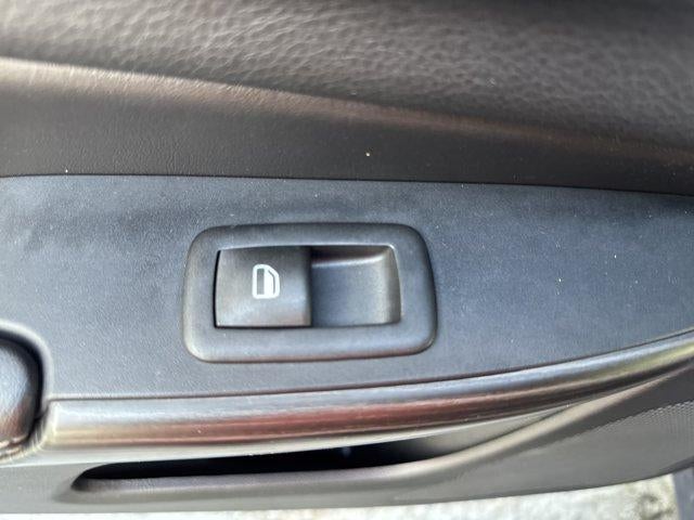 2015 Jeep Cherokee 4WD 4dr Limited