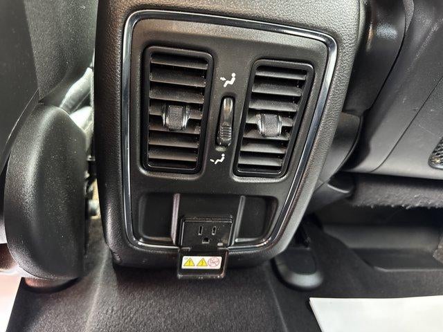 2021 Jeep Grand Cherokee Laredo X 4x4