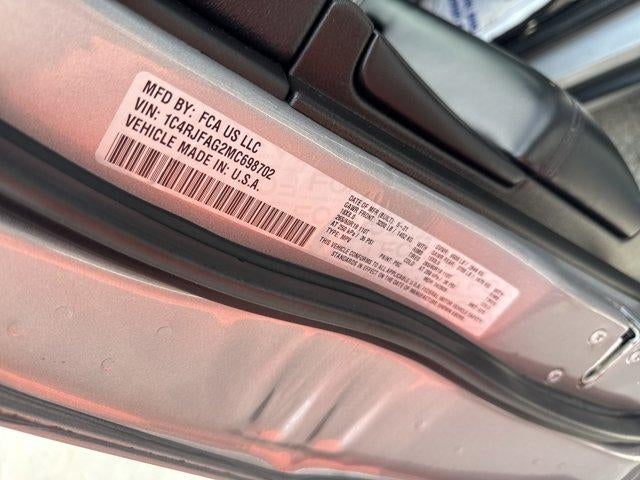 2021 Jeep Grand Cherokee Laredo X 4x4