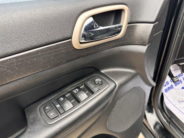 2017 Jeep Grand Cherokee Laredo 4x4