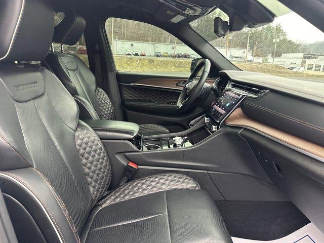 2022 Jeep Grand Cherokee Summit 4x4