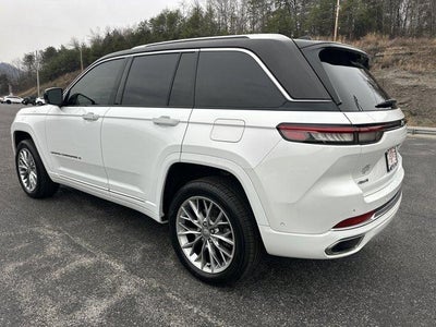2022 Jeep Grand Cherokee Summit 4x4