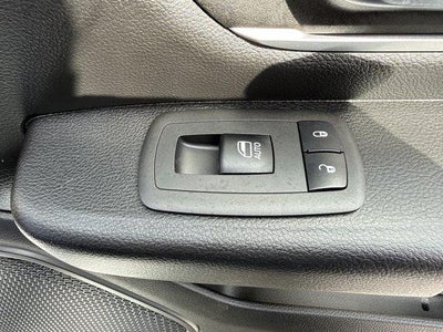 2022 RAM 1500 Big Horn 4x4 Crew Cab 5'7" Box