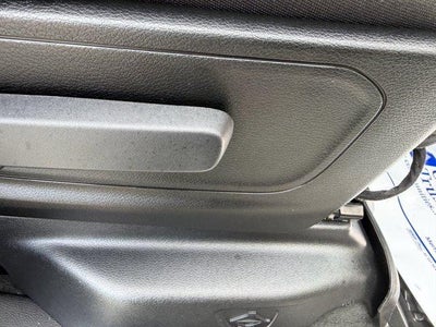 2022 RAM 1500 Big Horn 4x4 Crew Cab 5'7" Box