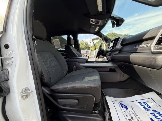 2022 RAM 1500 Big Horn 4x4 Crew Cab 5'7" Box