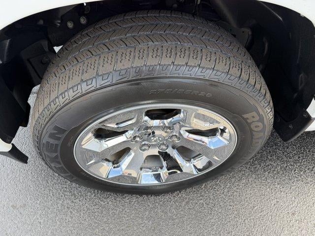 2022 RAM 1500 Big Horn 4x4 Crew Cab 5'7" Box