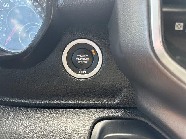 2019 RAM 1500 Big Horn/Lone Star 4x4 Crew Cab 5'7" Box