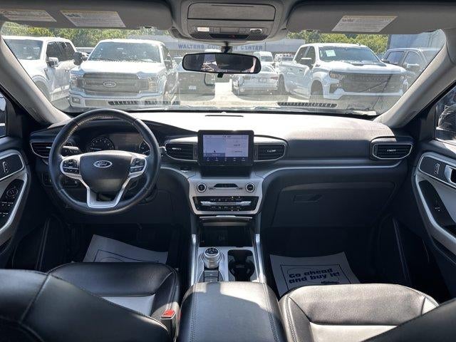 2023 Ford Explorer XLT 4WD