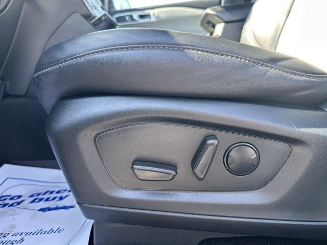 2023 Ford Explorer XLT 4WD