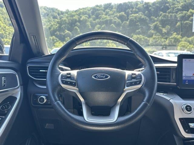 2023 Ford Explorer XLT 4WD