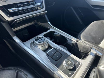 2023 Ford Explorer XLT 4WD