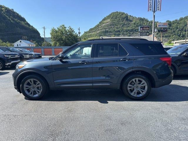 2023 Ford Explorer XLT 4WD