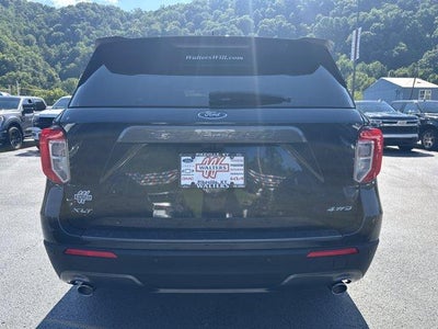 2023 Ford Explorer XLT 4WD