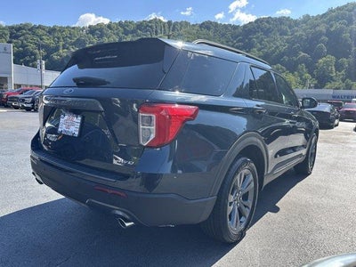2023 Ford Explorer XLT 4WD
