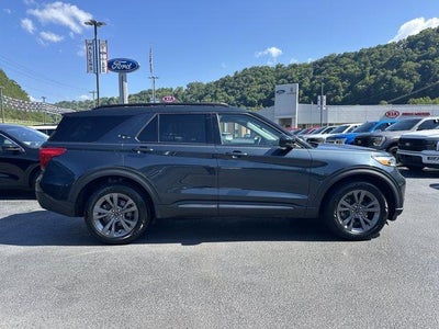 2023 Ford Explorer XLT 4WD