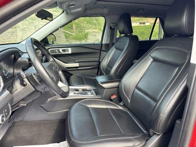 2021 Ford Explorer XLT 4WD